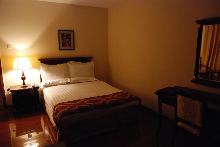 Room 8 of 54