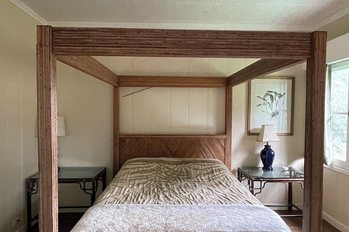 Room 15 of 102
