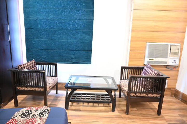 Room 18 of 52