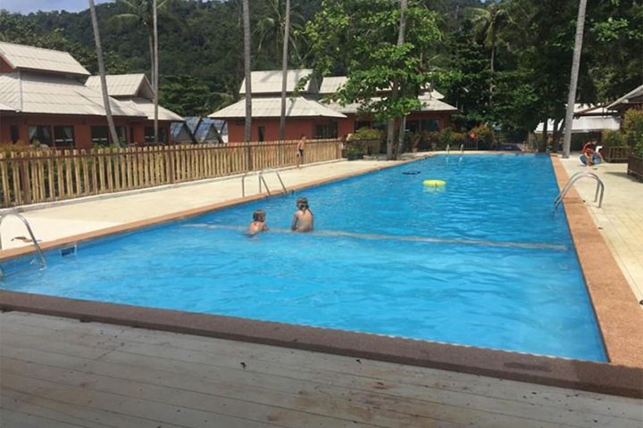 Pool Hotel
