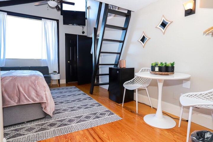 Room 20 of 140