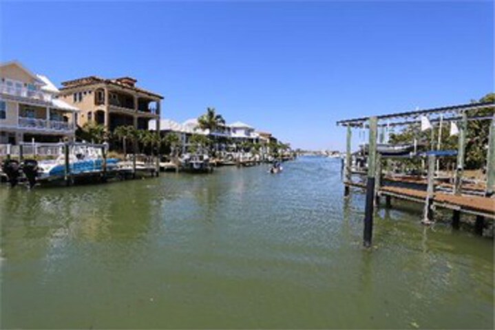 Property Grounds 10 of 38