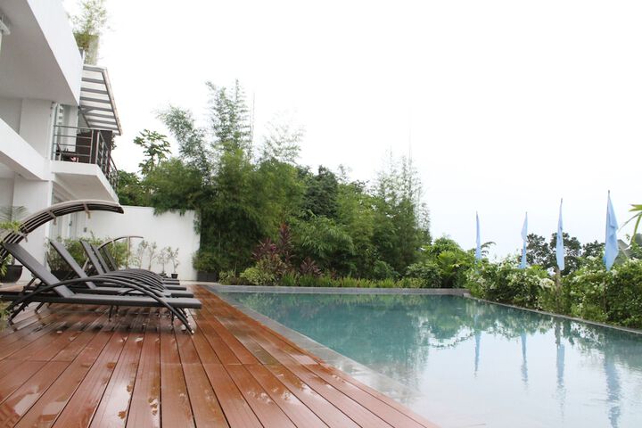 Pool 86 of 159
