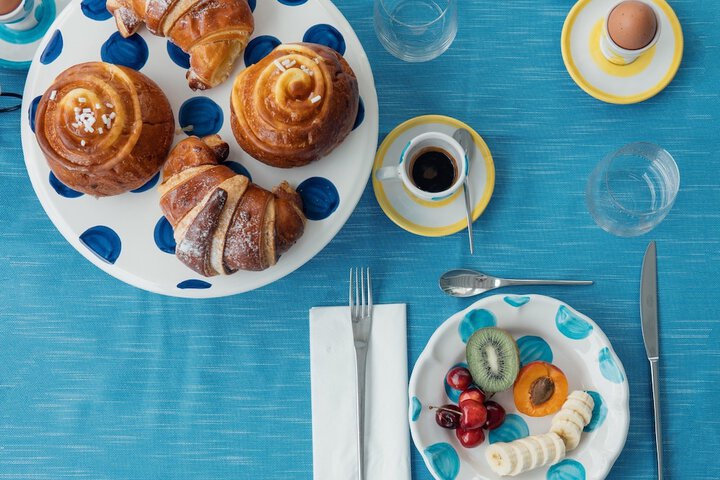 Breakfast/Coffee Service 62 of 85