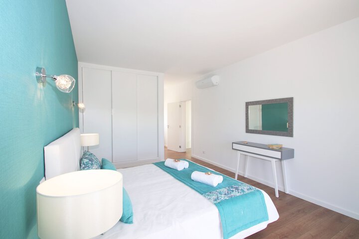 Room 14 of 79