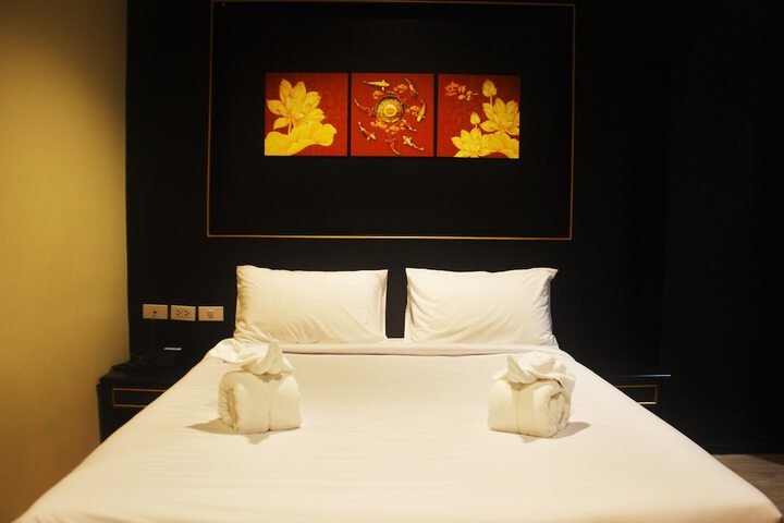 Room 18 of 36