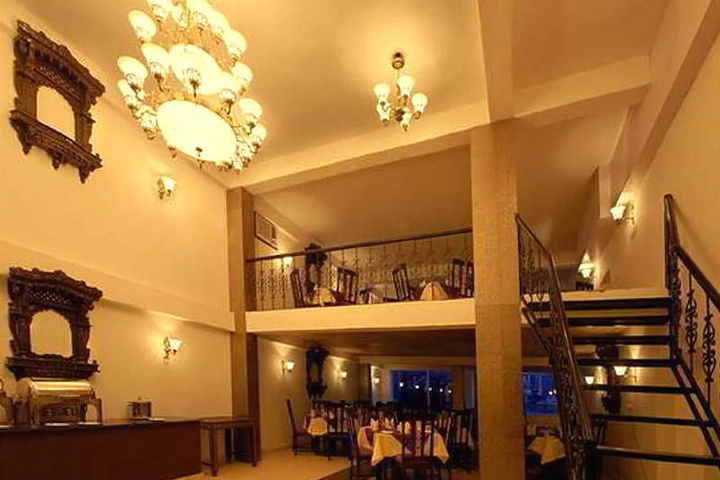 hotel_rooms