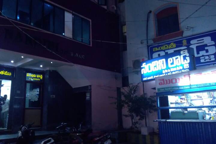 Hotel 3 of 6