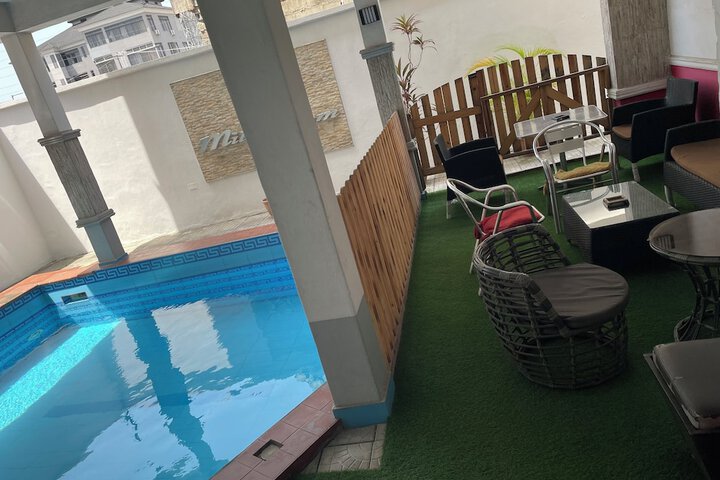 Pool 255 of 288