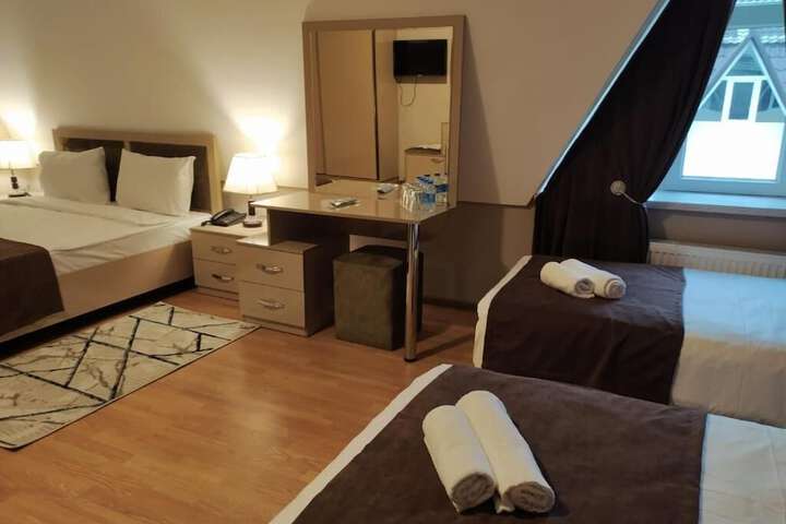 Room 12 of 59