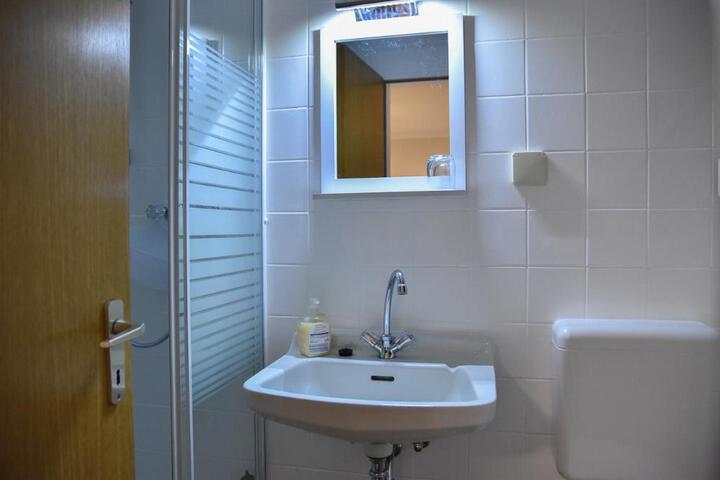General 10 of 18