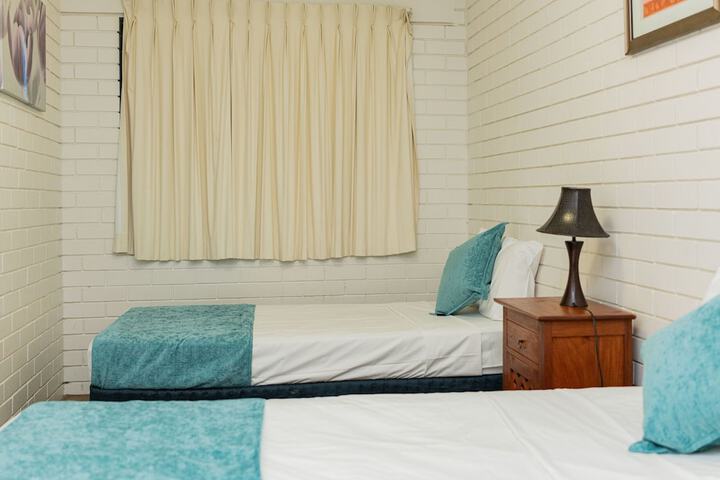 Room 6 of 51