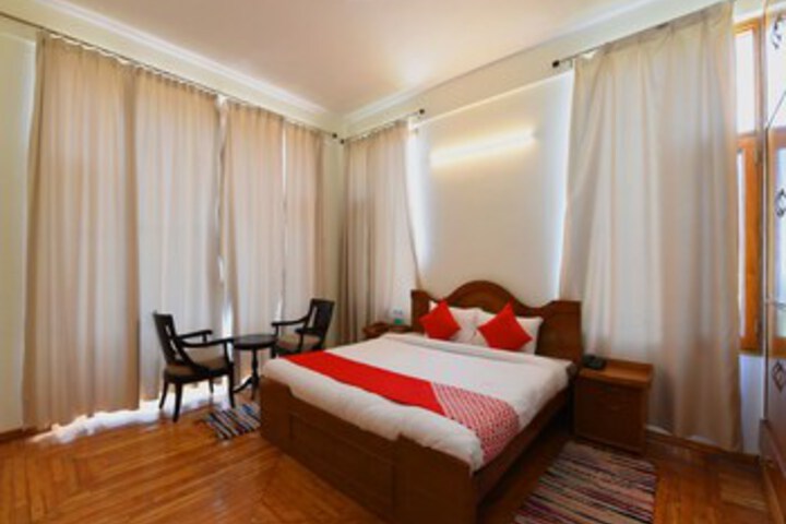 OYO 14899 Malna Greens