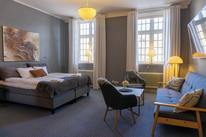 Room 6 of 50