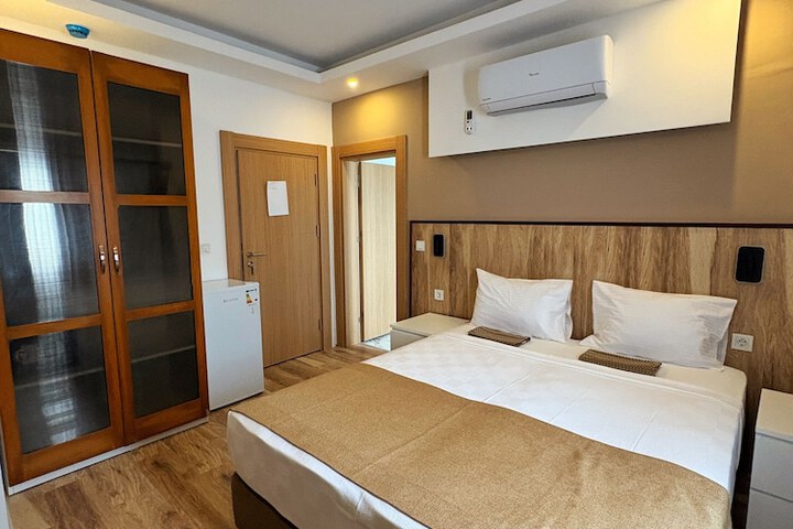 Room 31 of 123