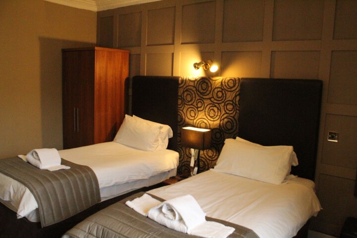 Room 15 of 35