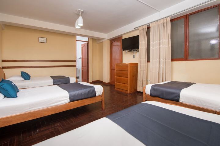 Room 12 of 38