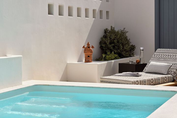 Pool 67 of 109
