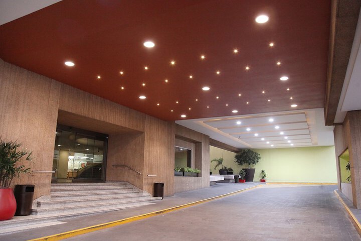 Hotel 73 of 74