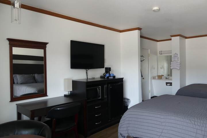 Room 17 of 52