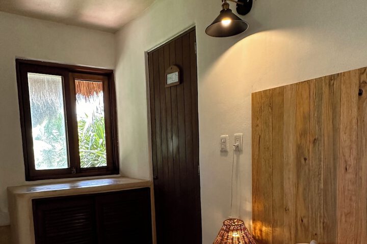 Room 65 of 167