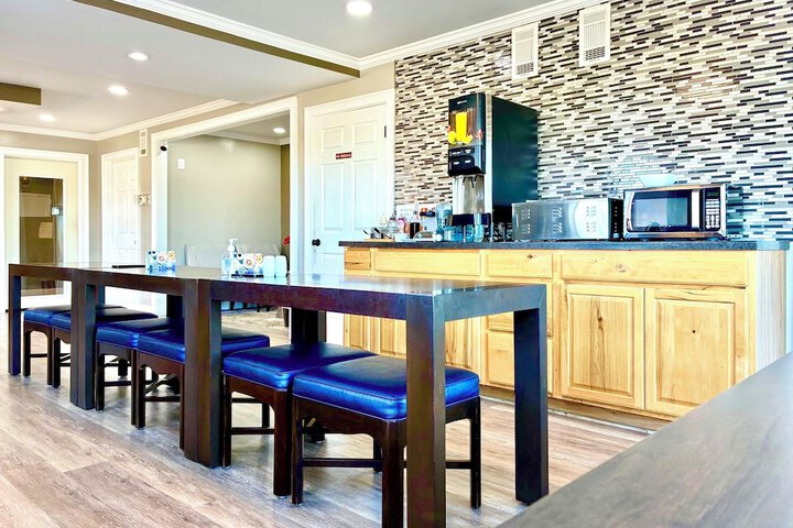 Guest Lobby