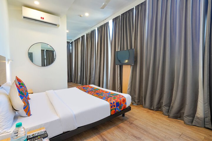 Room 14 of 34
