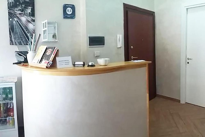 Concierge desk