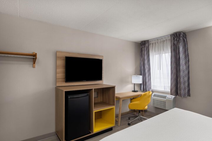 Room 18 of 55