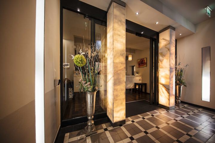 Lobby Photos