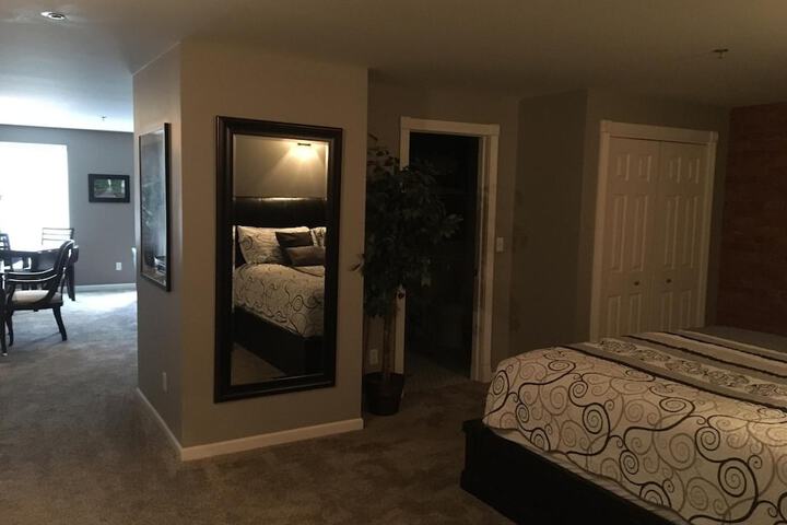 Room 13 of 36