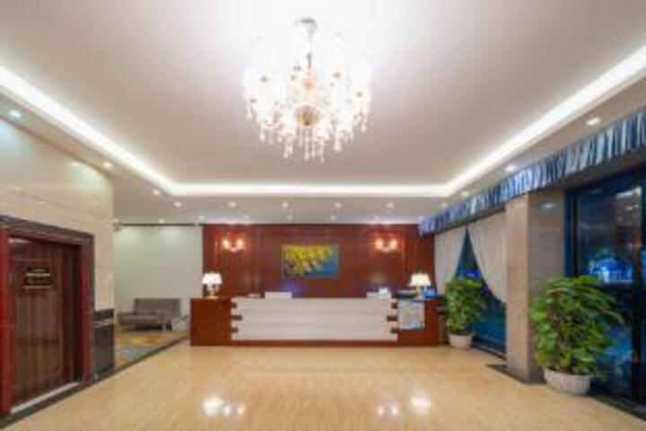Nanning Wuming Chujian Hotel (bus terminal store)