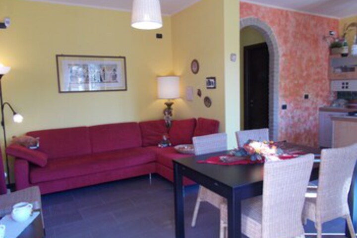 Room 10 of 19