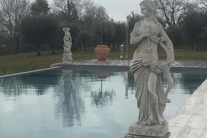 Pool 43 of 58