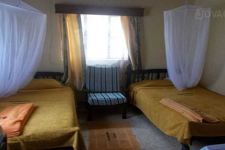 Room 3 of 12