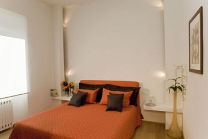 Room 13 of 66