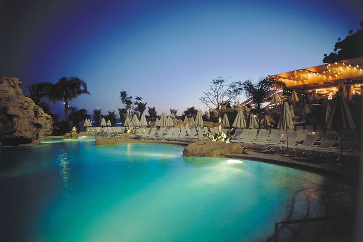 Pool Hotel