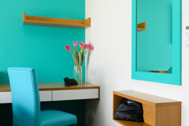 Room 13 of 71