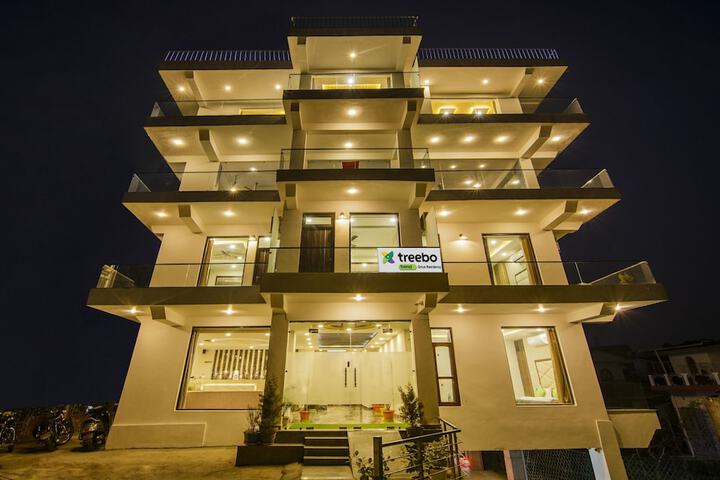 Hotel 65 of 73