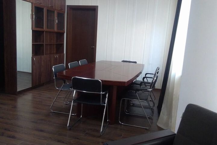 Room 2 of 36