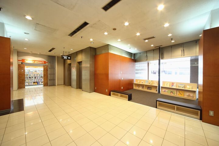 Lobby Photos
