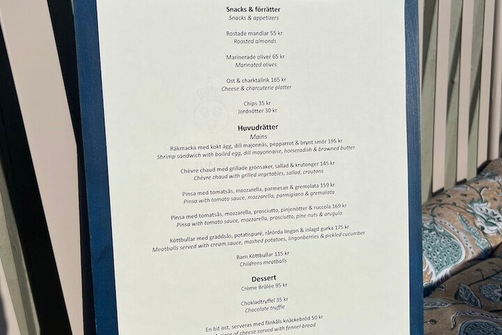 Dining 13 of 24
