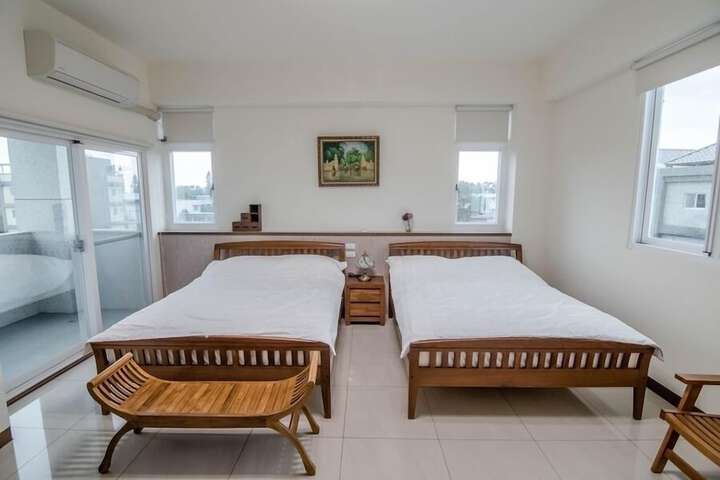 Room 7 of 53