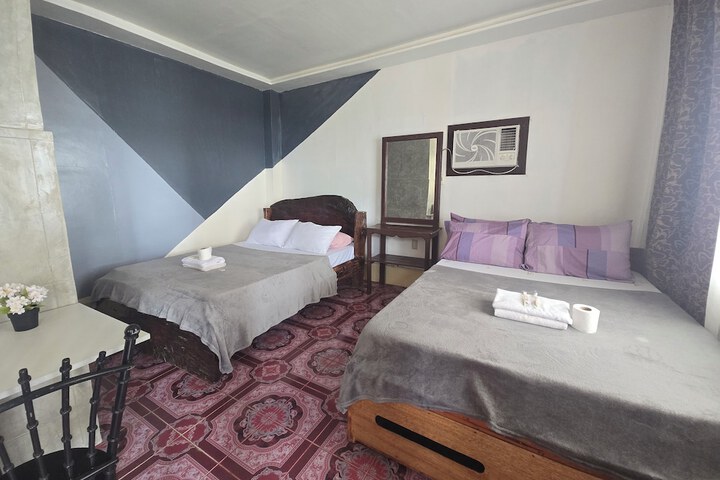 Room 28 of 171