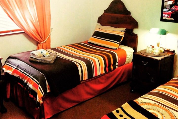 Room 2 of 19