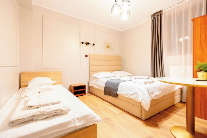 Room 15 of 29