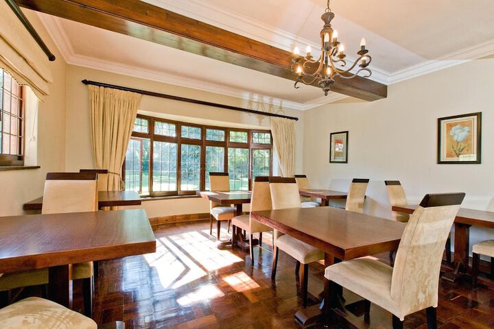 Dining Photos