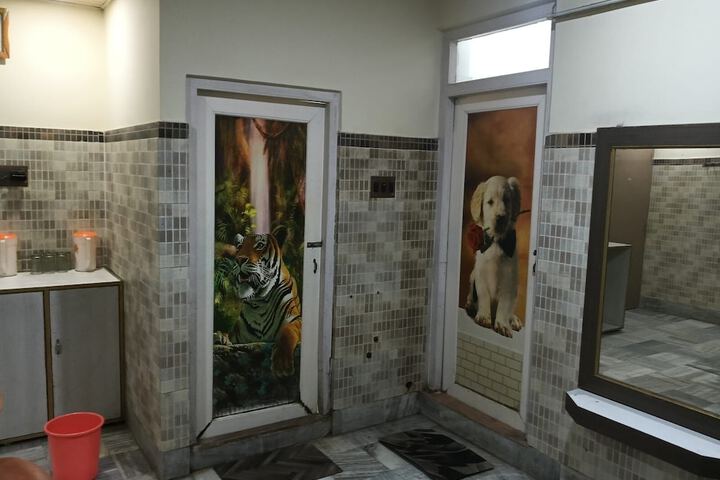 Room 2 of 29