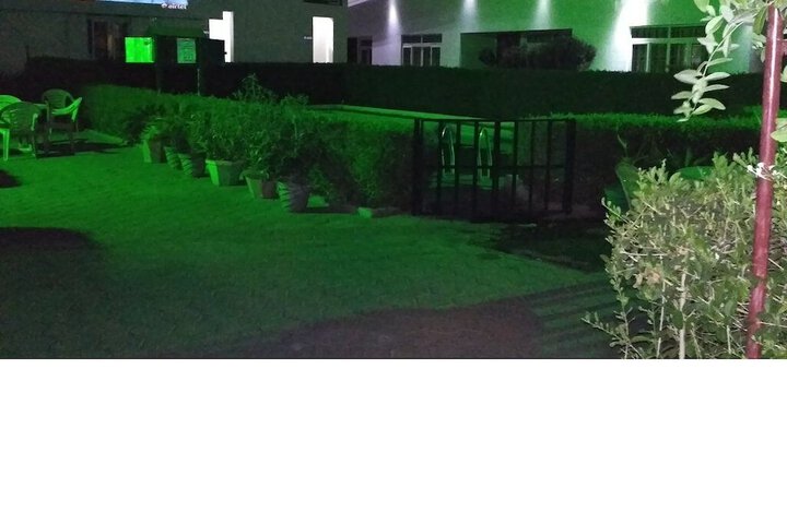 Hotel Exterior 18 of 18