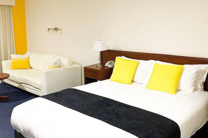 Room 8 of 47